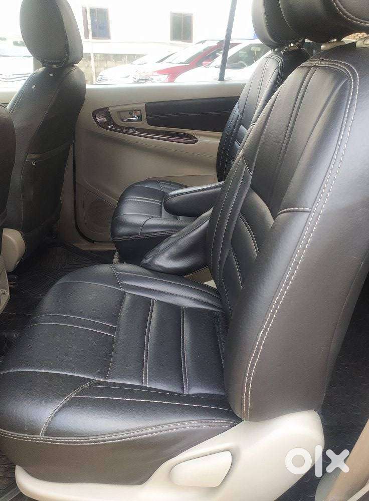 Toyota Innova 2.5 V 7 Str, 2012, Diesel