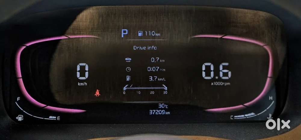Kia Carens 1.4 Prestige 7 Str, 2022, Petrol