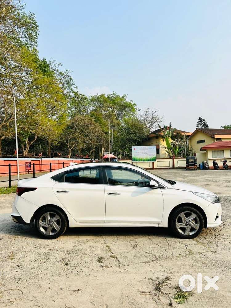 Hyundai Verna 2022 Petrol Well Maintained