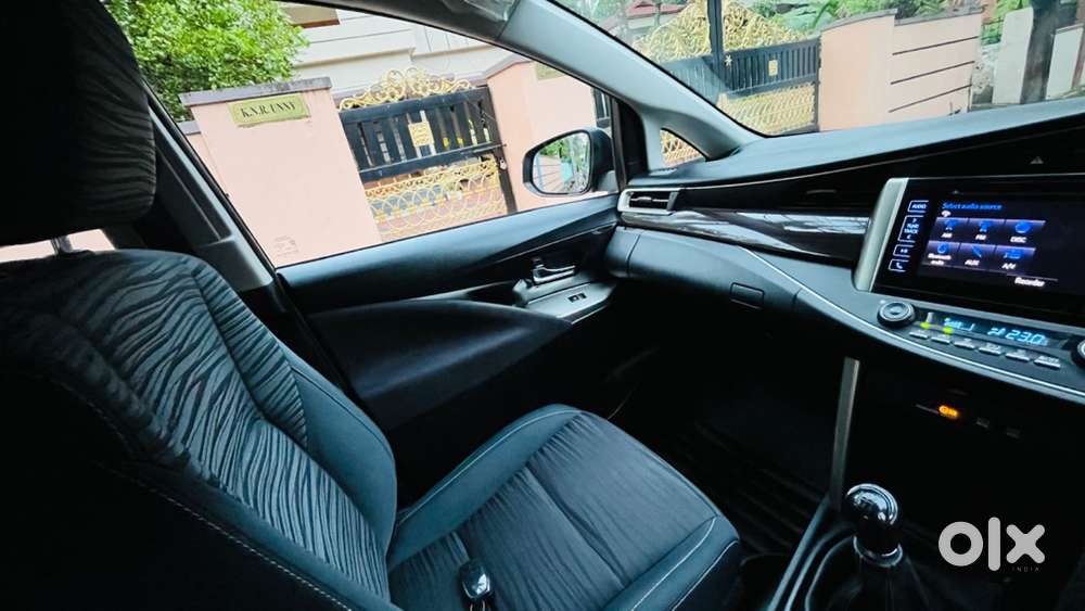 Toyota Innova Crysta 2018 Diesel Manual