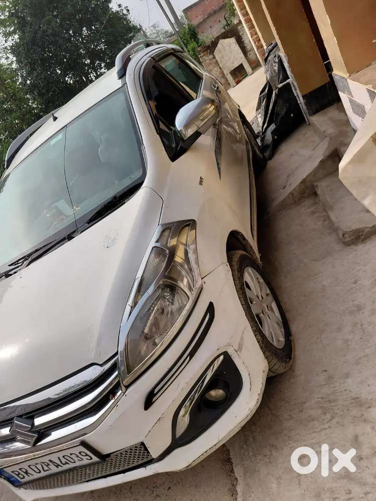 Maruti Suzuki Ertiga 2017 Petrol Well Maintained
