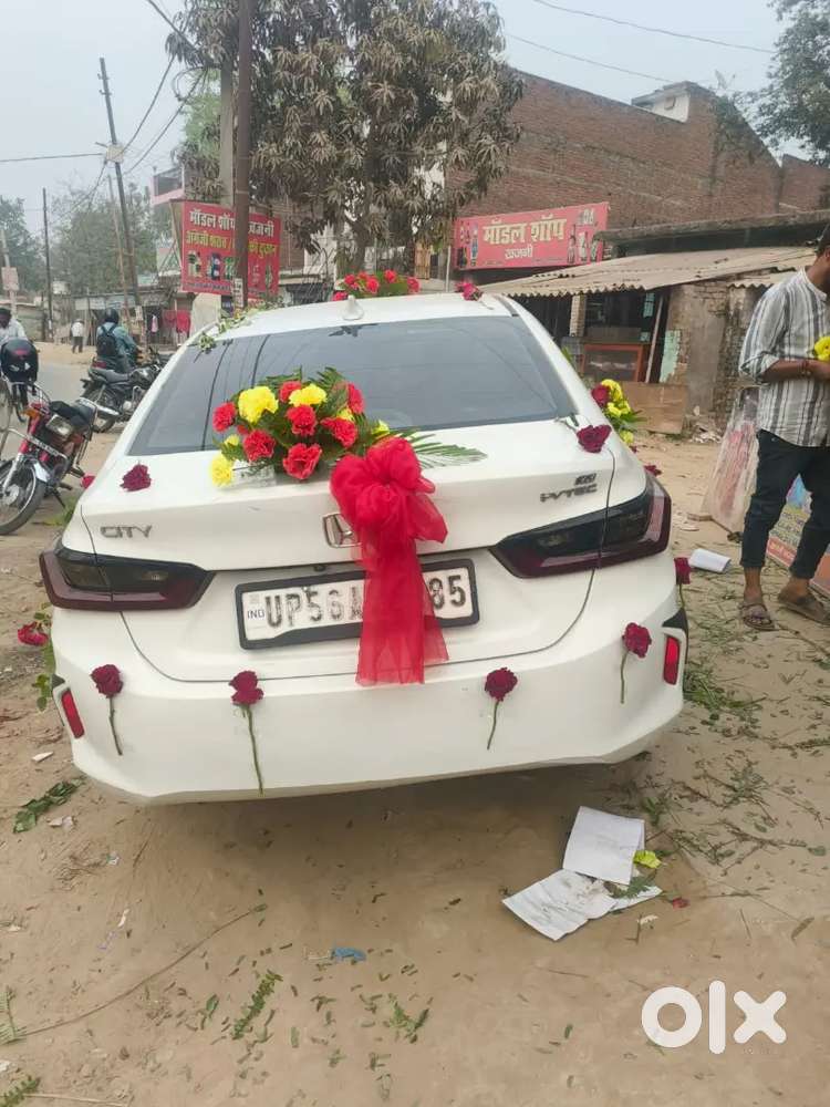 शादी में दूल्हा में अन्य कार्य में बुकिंग के लिए संपर्क करें