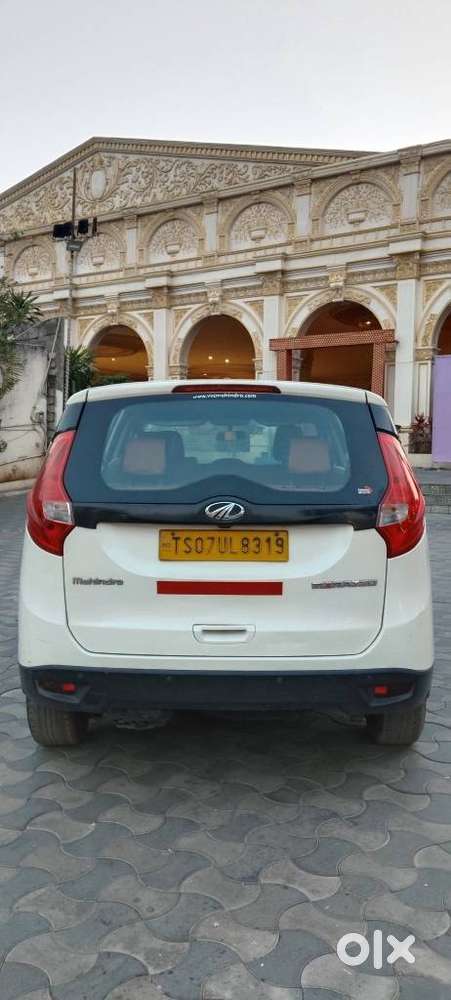 Mahindra Marazzo M2 8str, 2022, Diesel