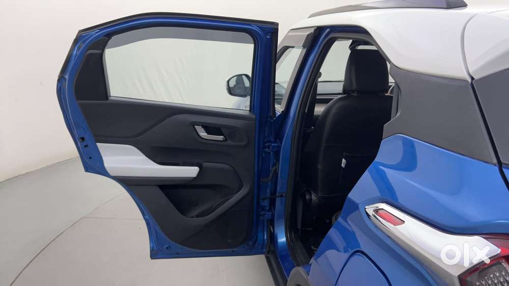 Tata Punch Creative, 2022, Petrol