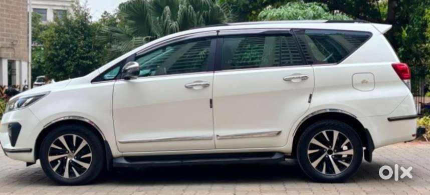Toyota Innova Crysta 2.4 Z 7 Str, 2022, Diesel