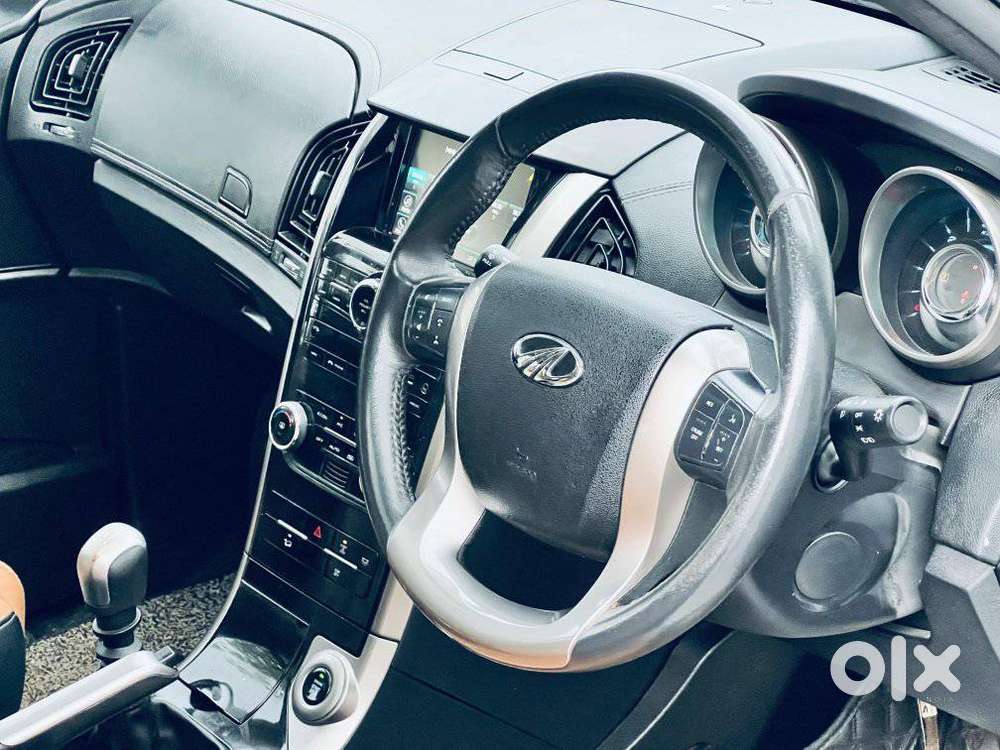 Mahindra Xuv500 W11 Option, 2020, Diesel