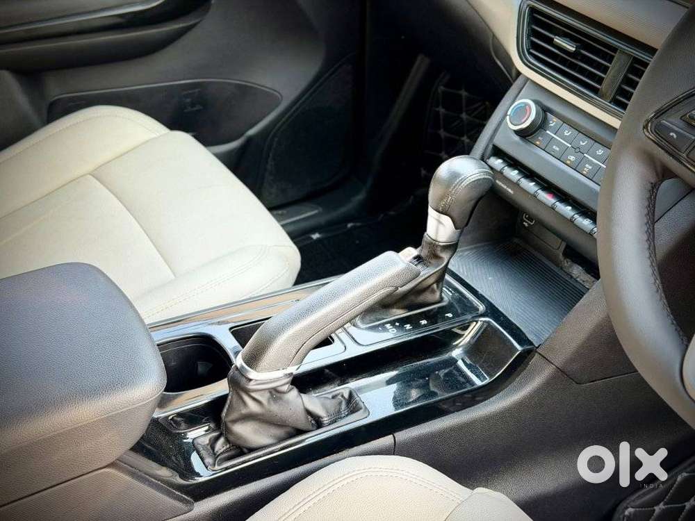 Mahindra Xuv700 2.2 Ax 5 Diesel At 7 Str, 2023, Diesel