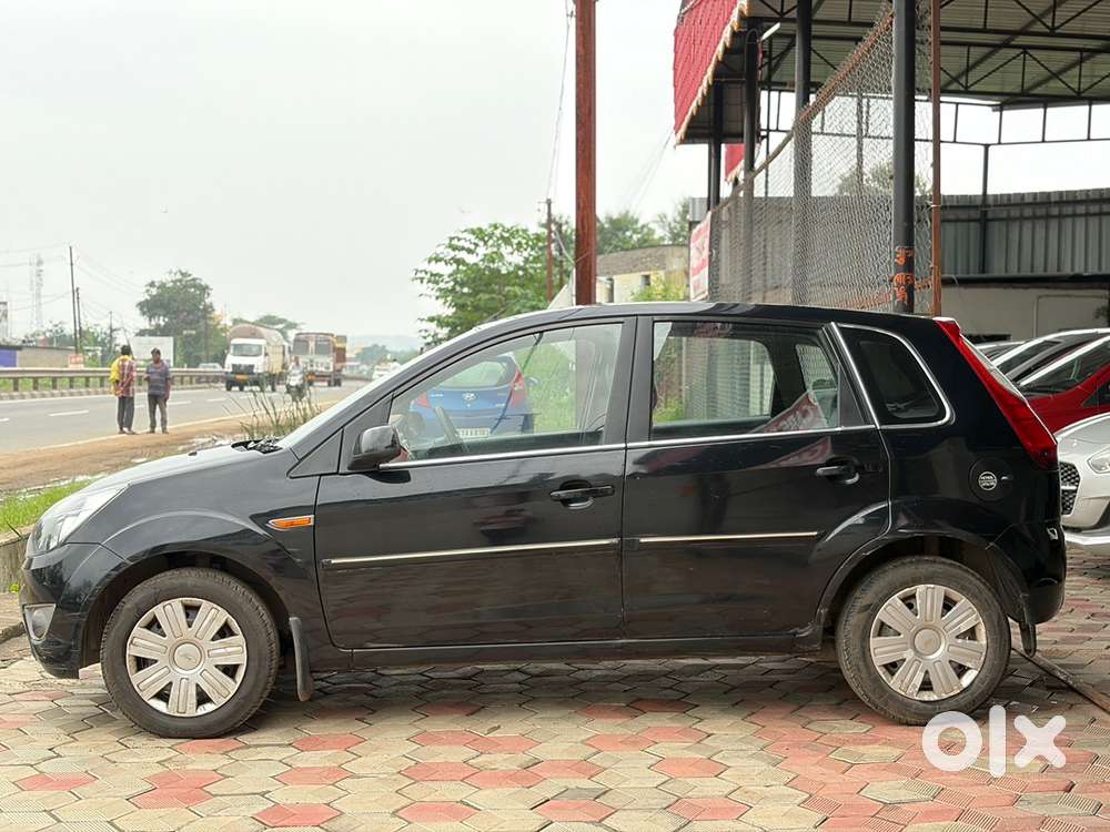 2030 Ford Figo Petrol