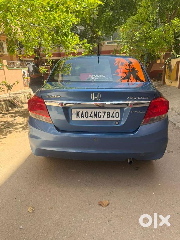 Honda Amaze 2nd Gen 2014 Petrol Well Maintained