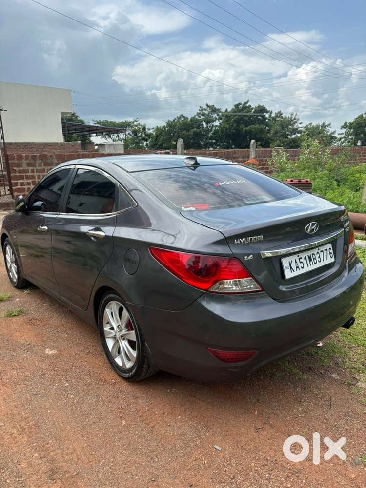 Hyundai Fluidic Verna 2012