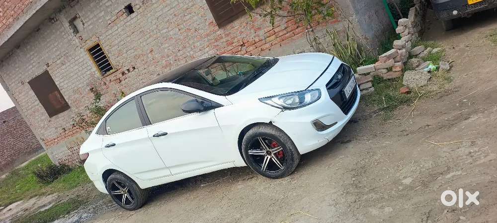 Hyundai Fluidic Verna 2011 Diesel 100000 Km Driven