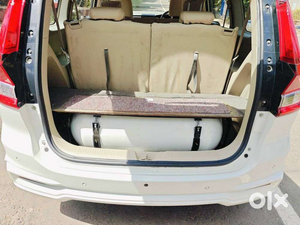 Maruti Suzuki Ertiga Zxi (o) Cng [2022-2023], 2022, Petrol