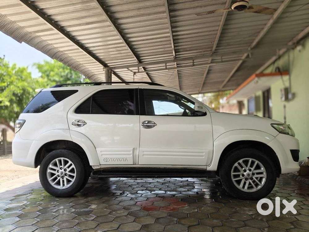Toyota Fortuner 4x2 At 2.8 Diesel, 2013, Diesel