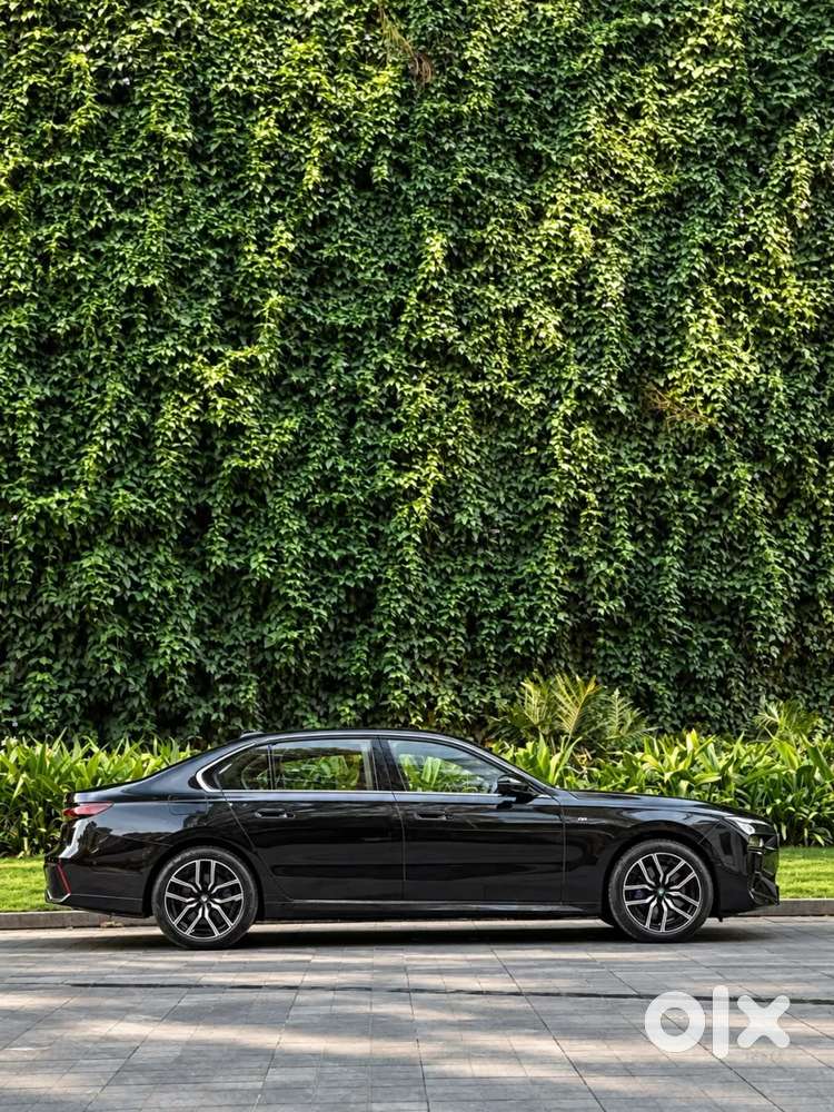 Bmw 7 Series 740i M Sport Petrol Automatic, 2023, Petrol