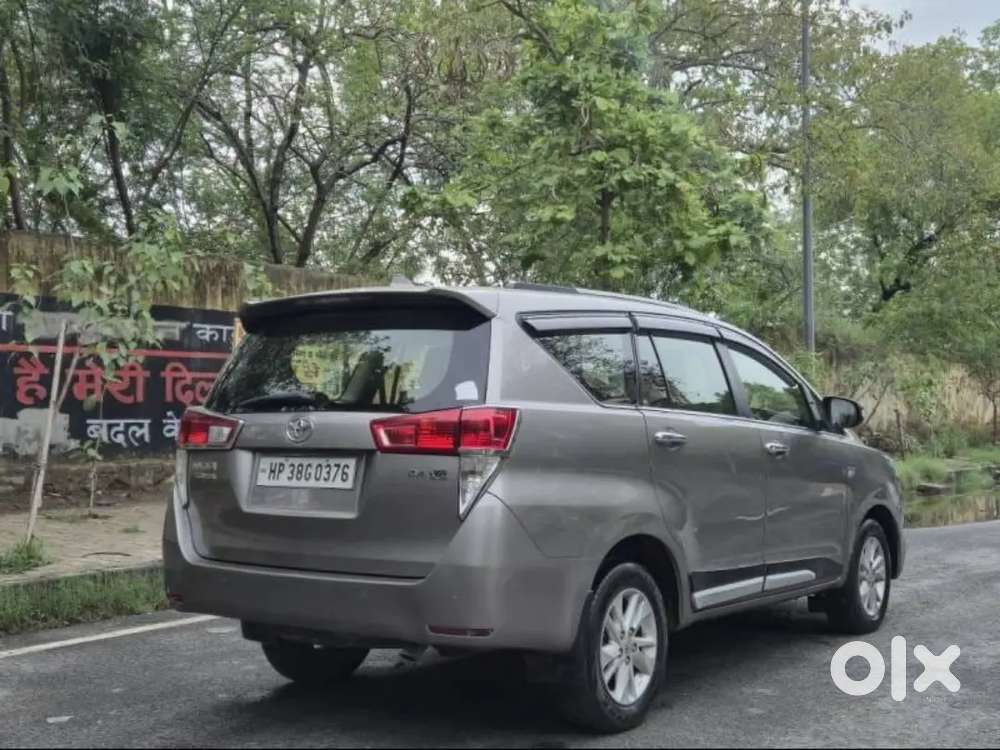 Toyota Innova Crysta 2020 Variant