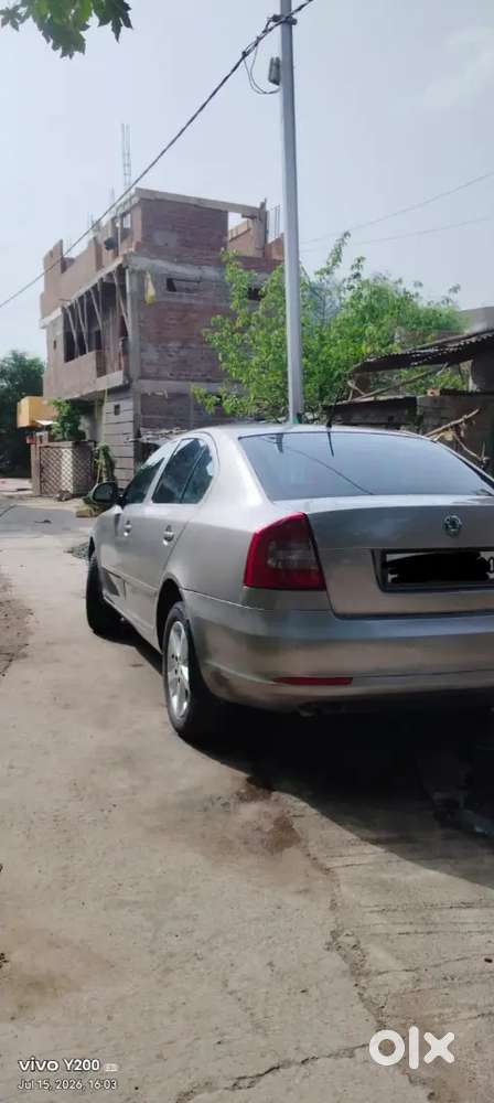 Skoda Laura Elegance 2014 Diesel
