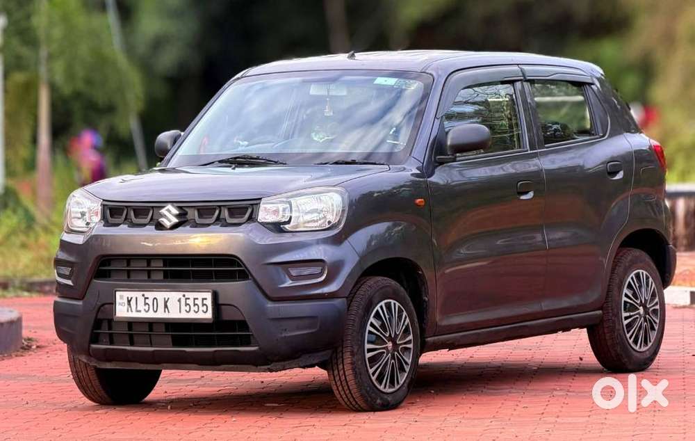 Maruti Suzuki S-presso Vxi, 2022, Petrol