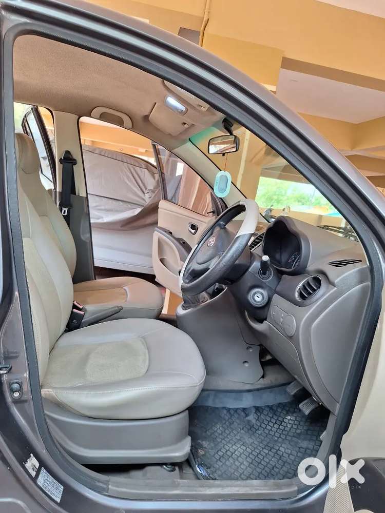 Hyundai I10 Magna 1.1 Petrol & Lpg Is A 5-seater Car