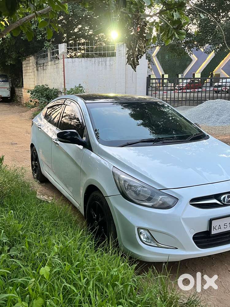 Hyundai Verna Fluidic 2012