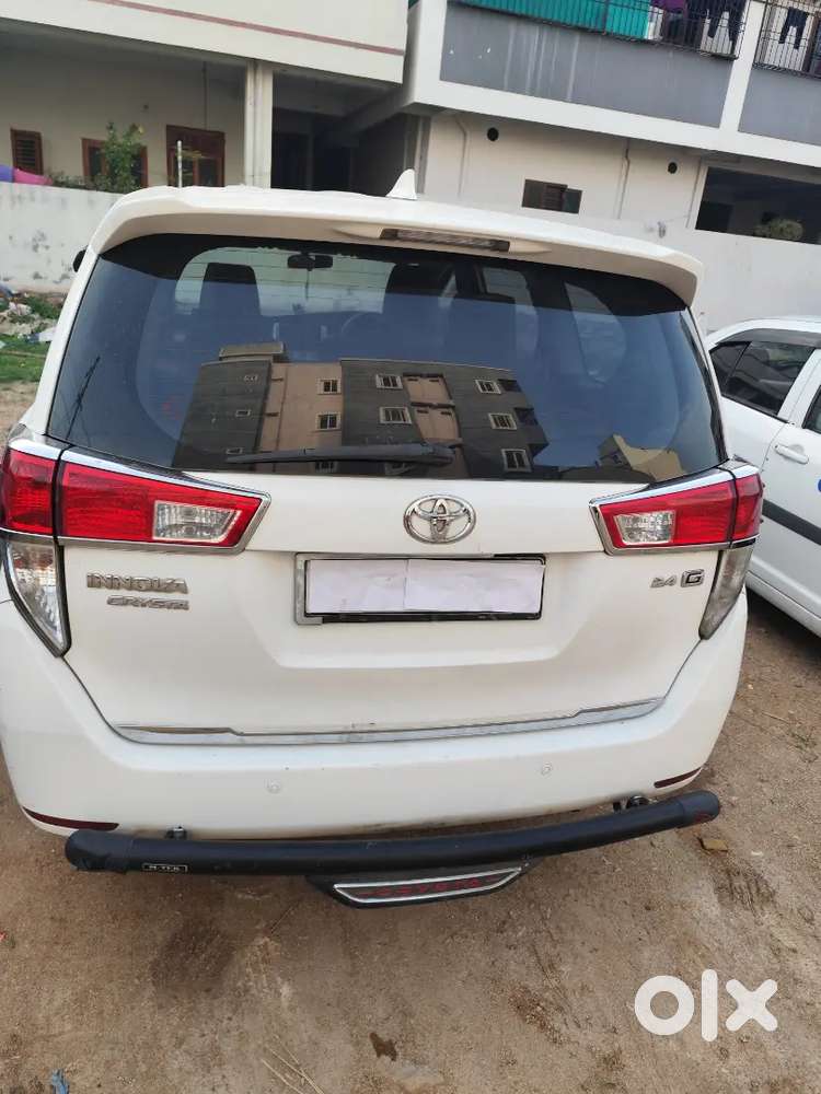 Toyota Innova Crysta 2019
