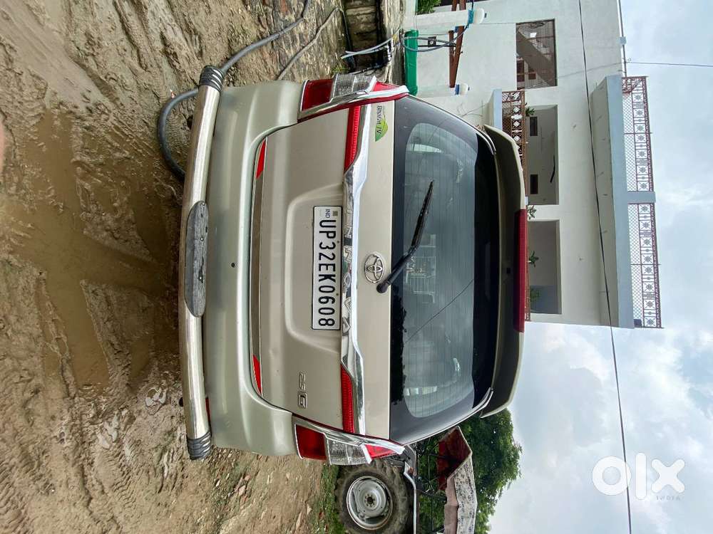 Toyota Innova 2.5 G 2012