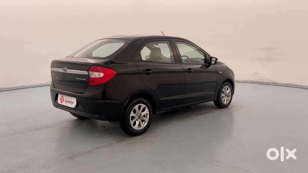Ford Figo Aspire Titanium, 2016, Petrol