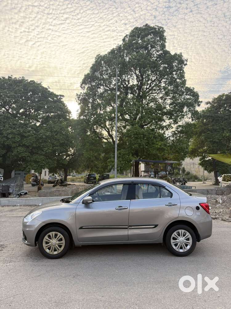 Maruti Suzuki Dzire 1.2 Vxi Cng, 2022, Cng & Hybrids