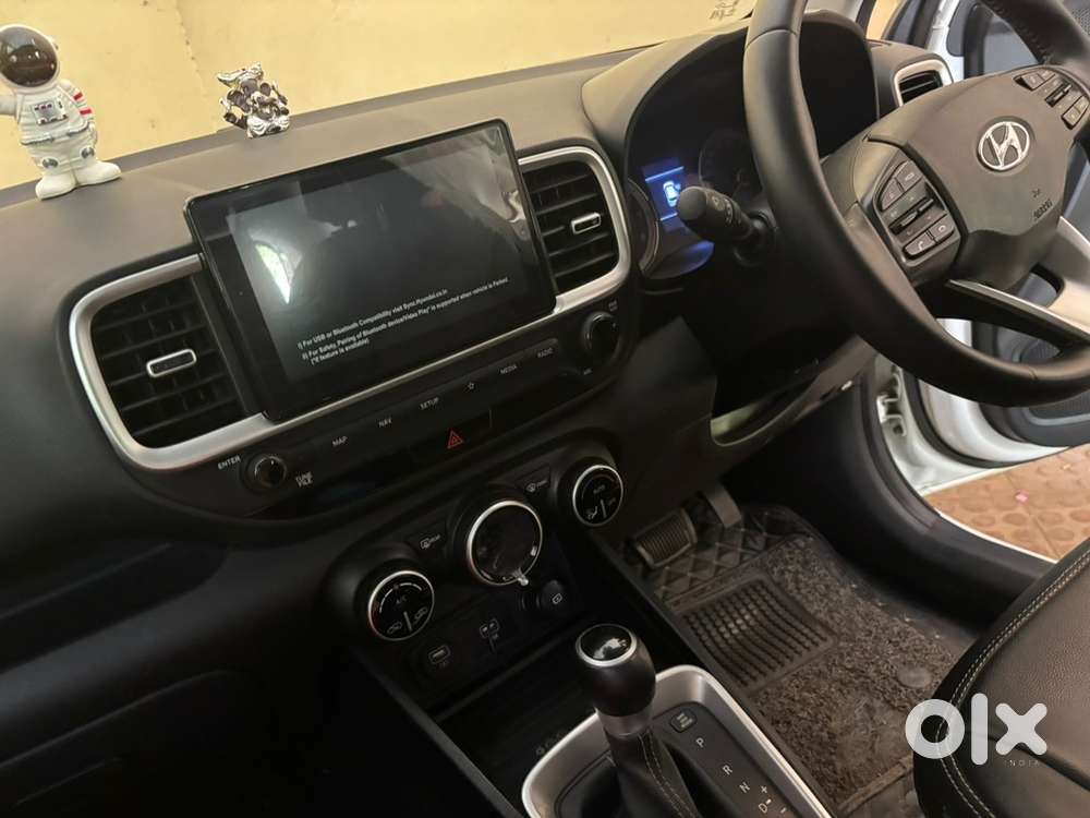 Hyundai Venue Petrol 2019