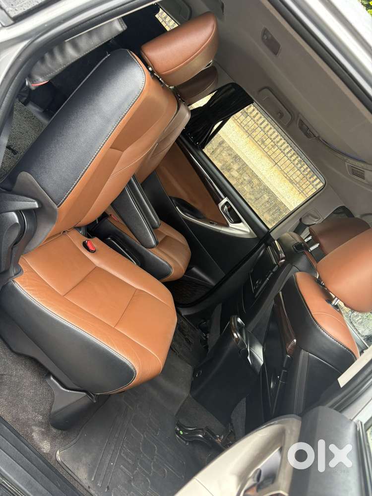 Toyota Innova Crysta 2.8 Zx At, 2017, Diesel