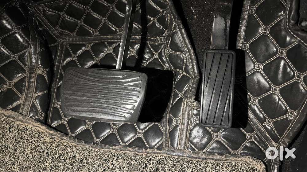 Mahindra Xuv700 2.0 Ax 7 Petrol At Str, 2022, Petrol