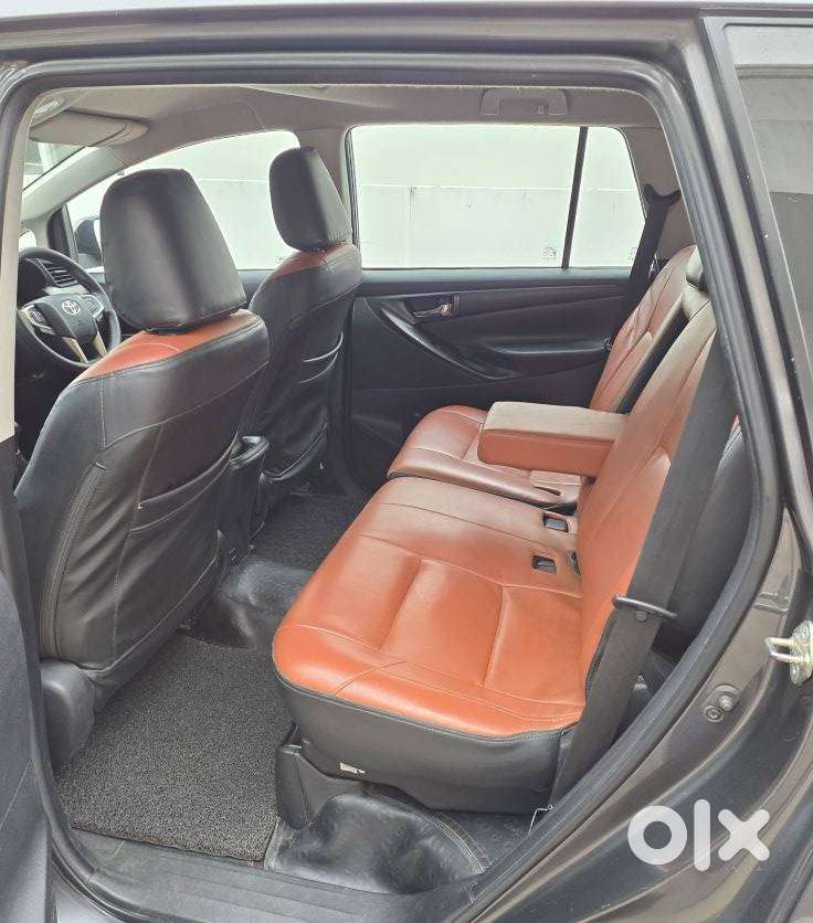 Toyota Innova Crysta 2.4 G Mt 8s, 2018, Diesel