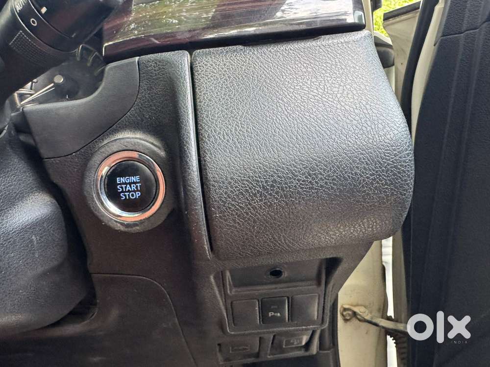 Toyota Innova Crysta 2.4 V 7 Str, 2018, Diesel