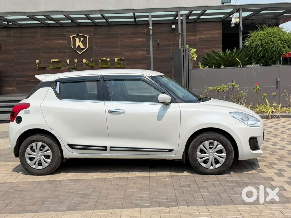 Maruti Suzuki Swift Vxi Cng, 2023, Cng & Hybrids