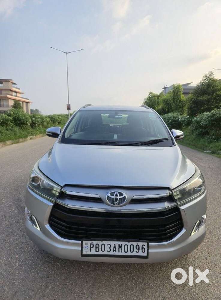 Toyota Innova Crysta 2.4 Z 7 Str, 2016, Diesel