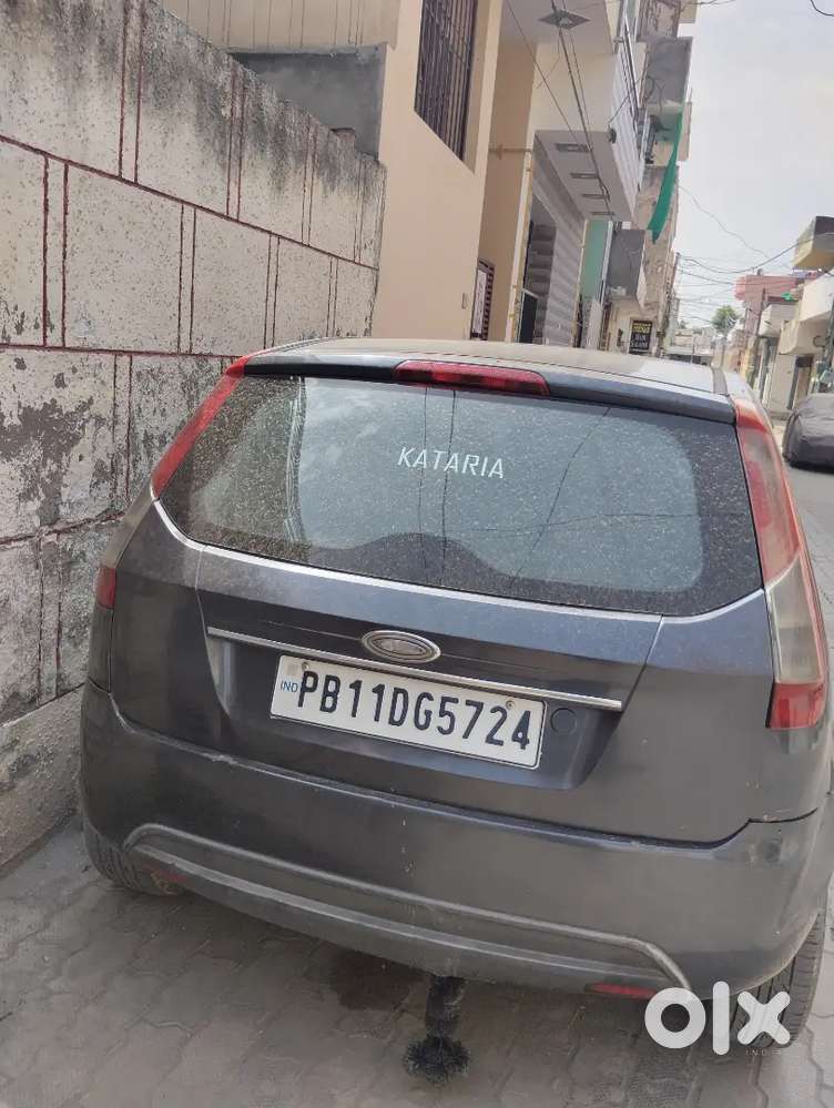 Ford Figo 2013 Diesel 142056 Km Driven