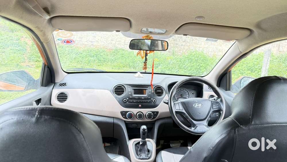 Hyundai I10 Sportz Petrol 2015