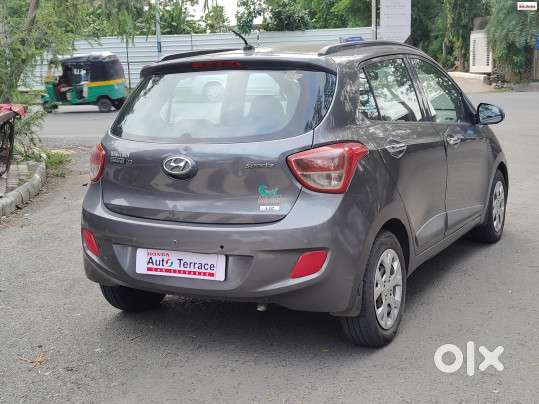 Hyundai Grand I10 Sportz, 2013, Petrol