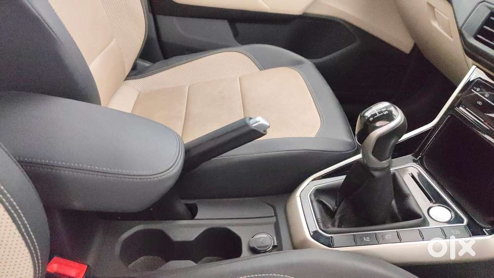 Volkswagen Virtus 1.0 Topline Tsi, 2023, Petrol