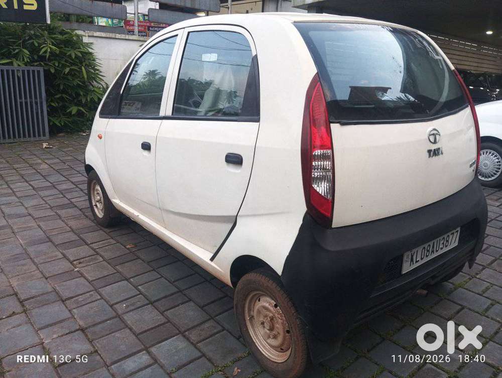 Tata Nano Xe, 2011, Petrol