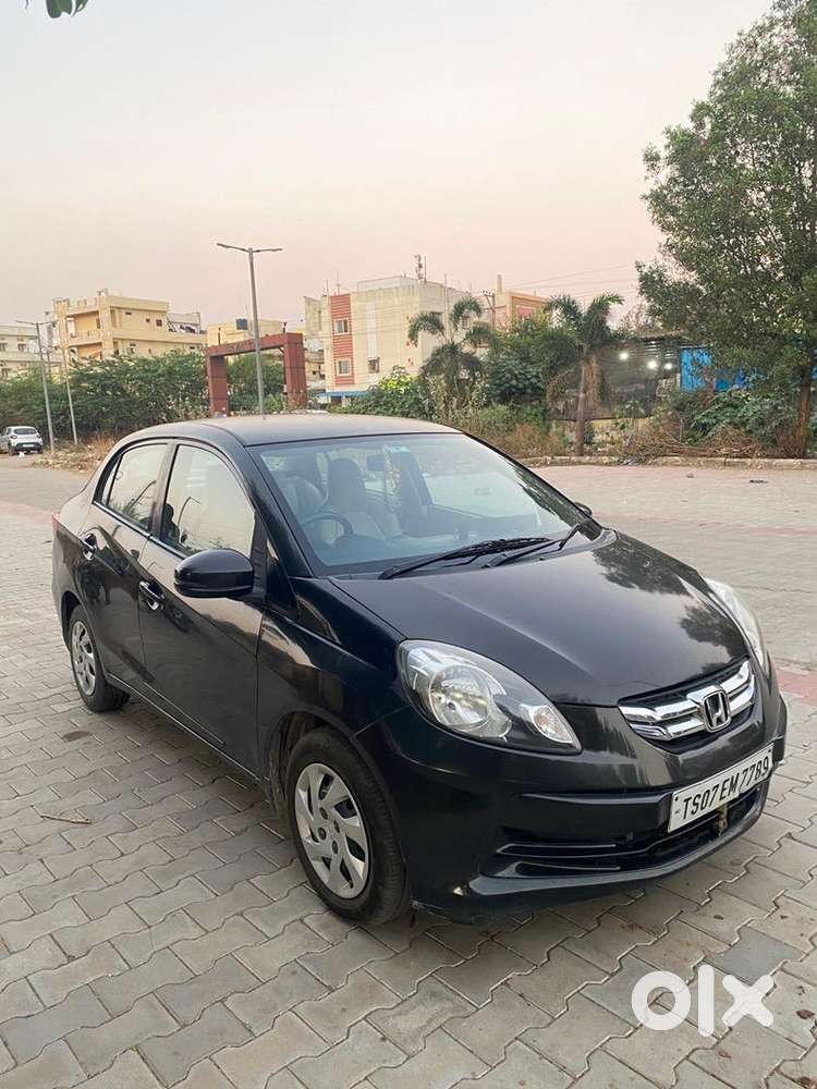 Honda Amaze 2015 Diesel Well Maintained