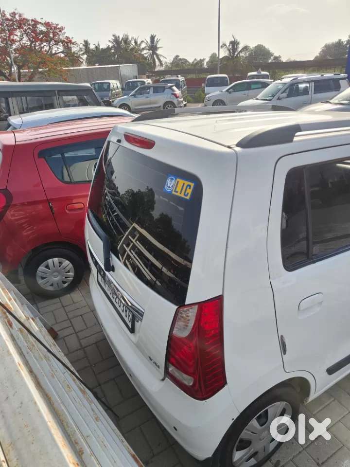 Maruti Suzuki Wagon R Vxi 1.0, 2018, Petrol