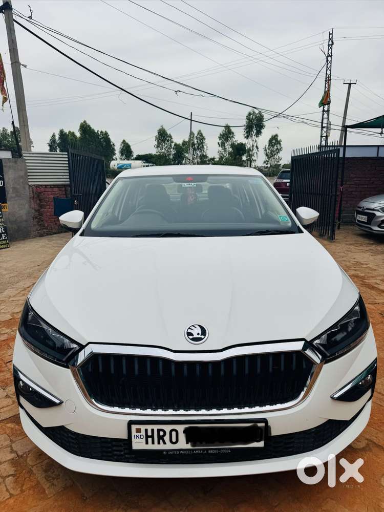 Skoda Slavia Ambition 1.0l Tsi Mt, 2022, Petrol