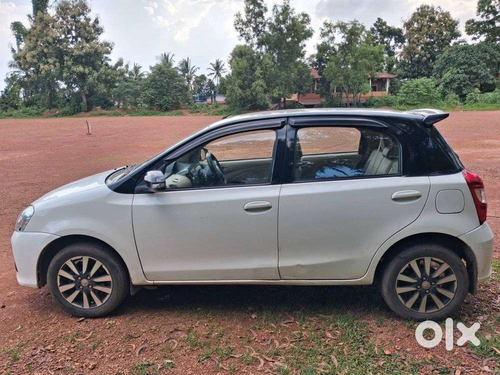 Toyota Etios Liva 1.2 V, 2018, Petrol