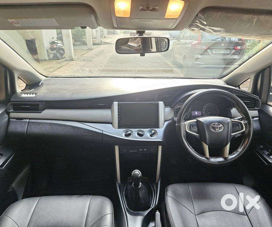 Toyota Innova Crysta 2.4 Gx Mt 8s, 2017, Diesel