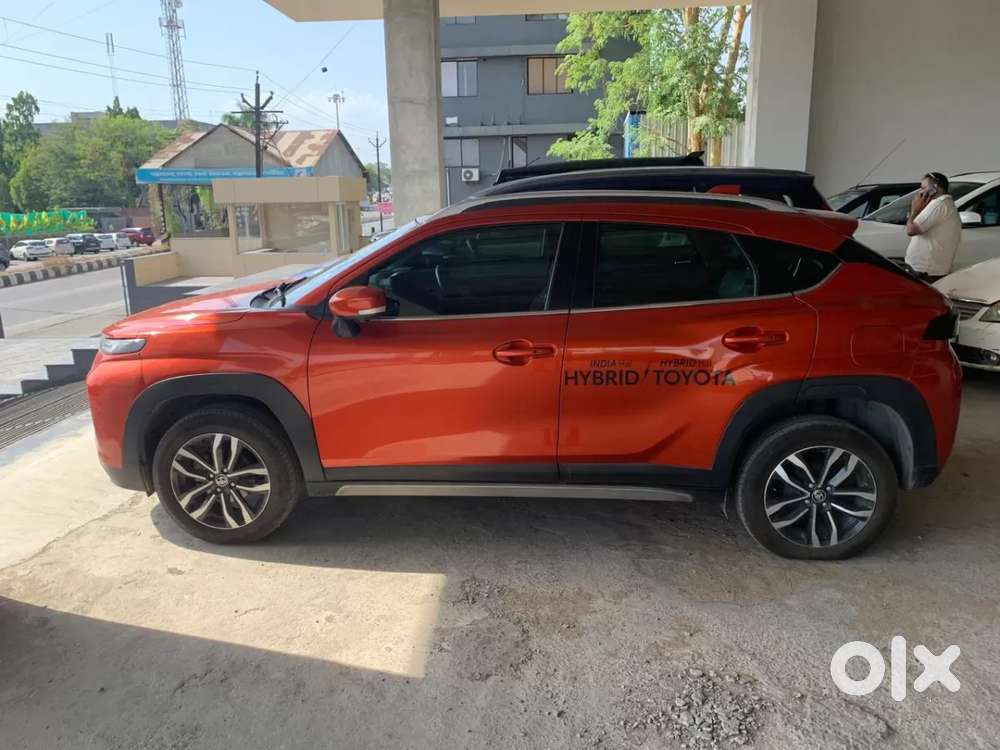 Toyota Urban Cruiser Taisor V 1.0 Petrol At, 2024, Petrol
