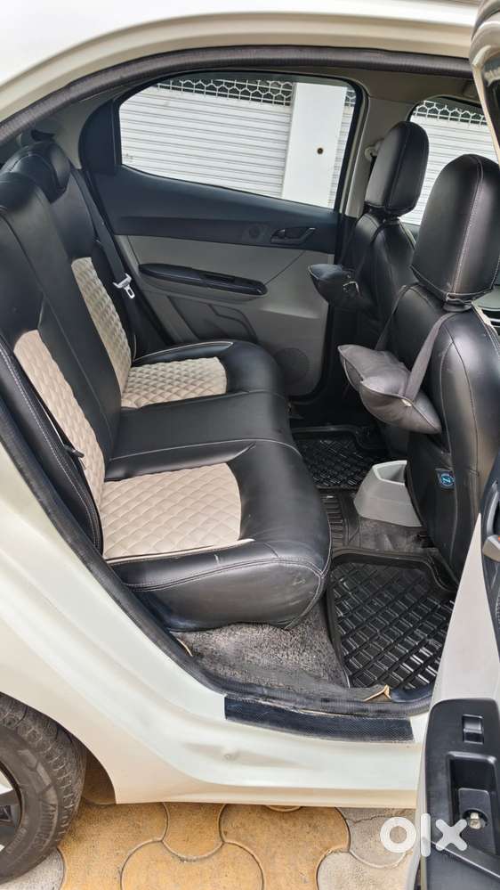 Tata Tiago 1.2 Revotron Xt (o), 2022, Petrol