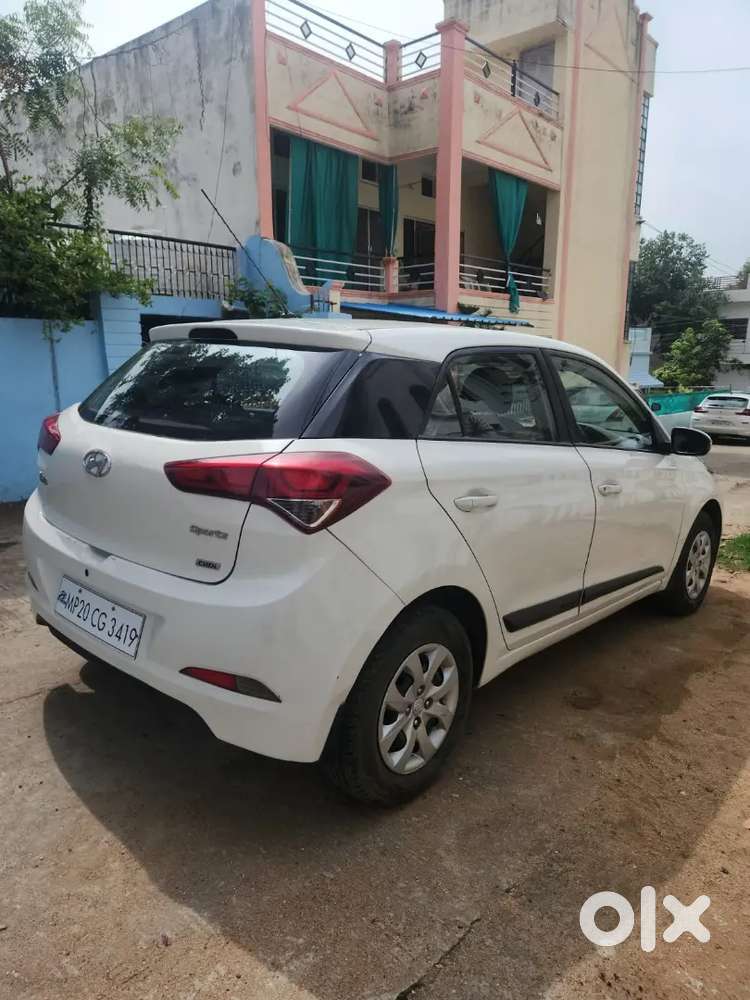 Hyundai I20 2017 Diesel 75000 Km Driven