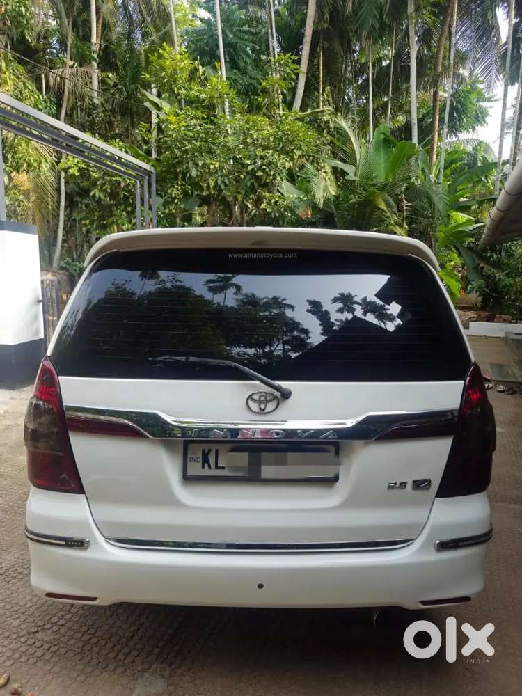Toyota Innova 2014 Diesel Well Maintained