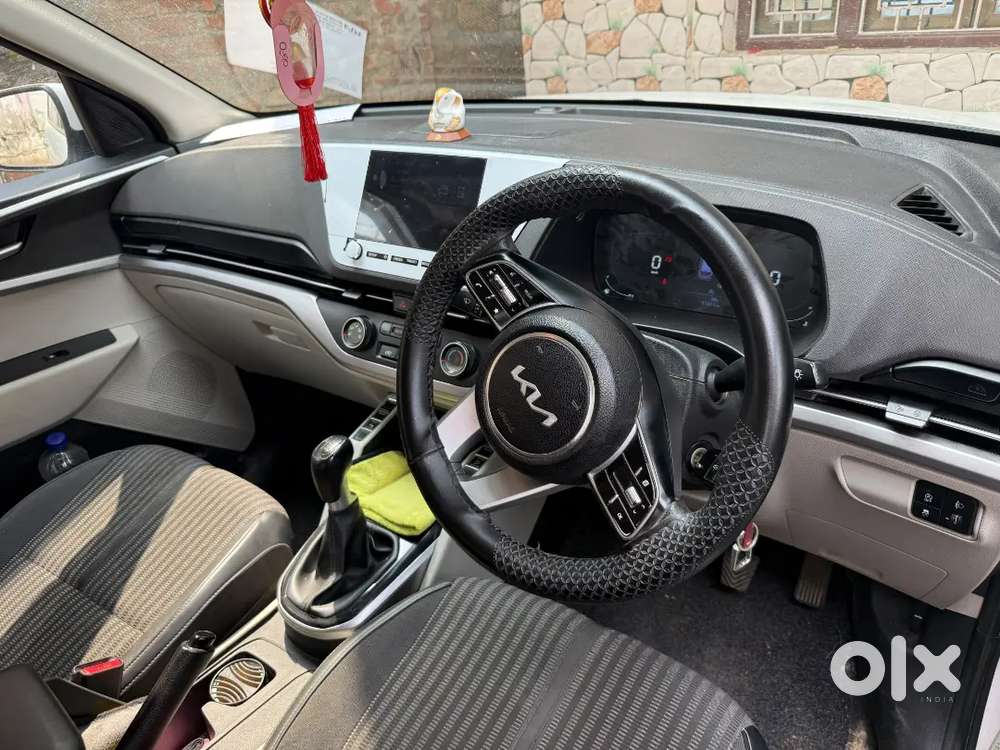Kia Carens Premium 7 2023