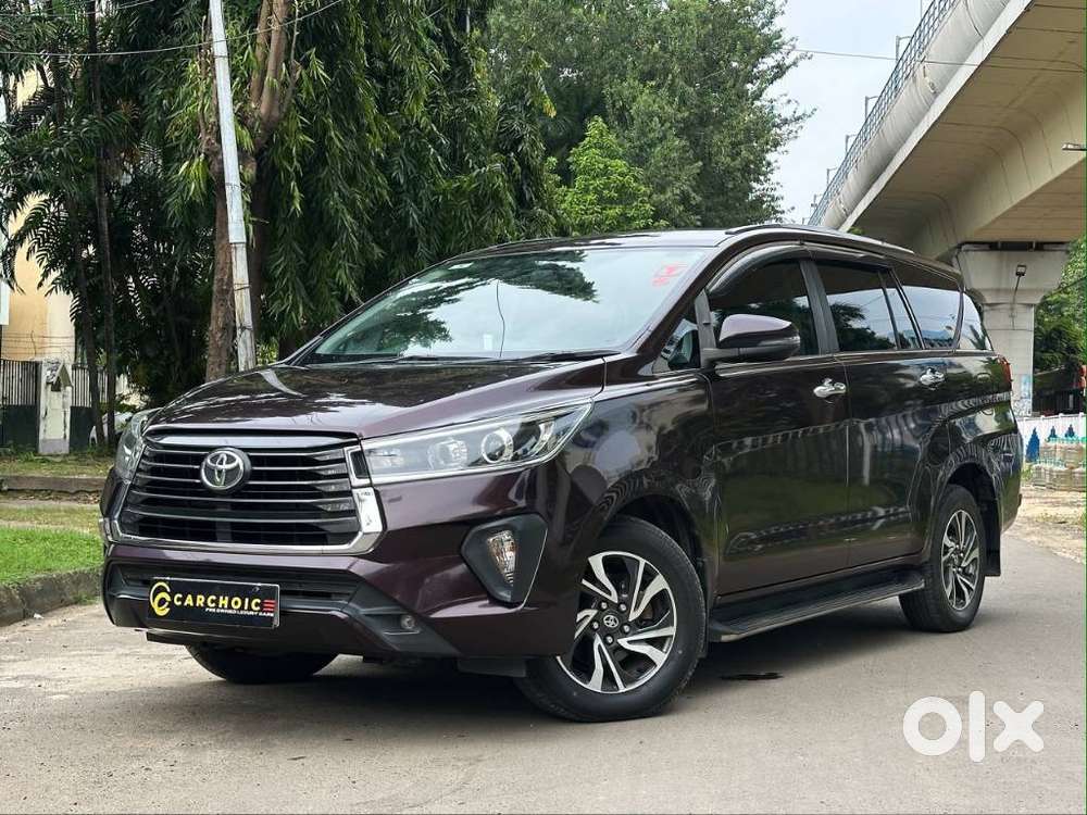 Toyota Innova Crysta 2.4 V 8 Str, 2021, Diesel
